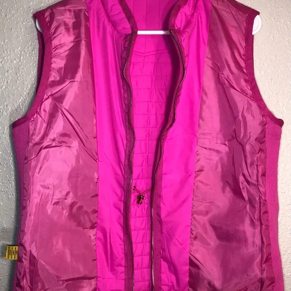 Daisy Vest Size XL Hot Pink Excellent Condition Gold Hardware 20”Arm 2 Arm 24” L - Picture 4 of 7